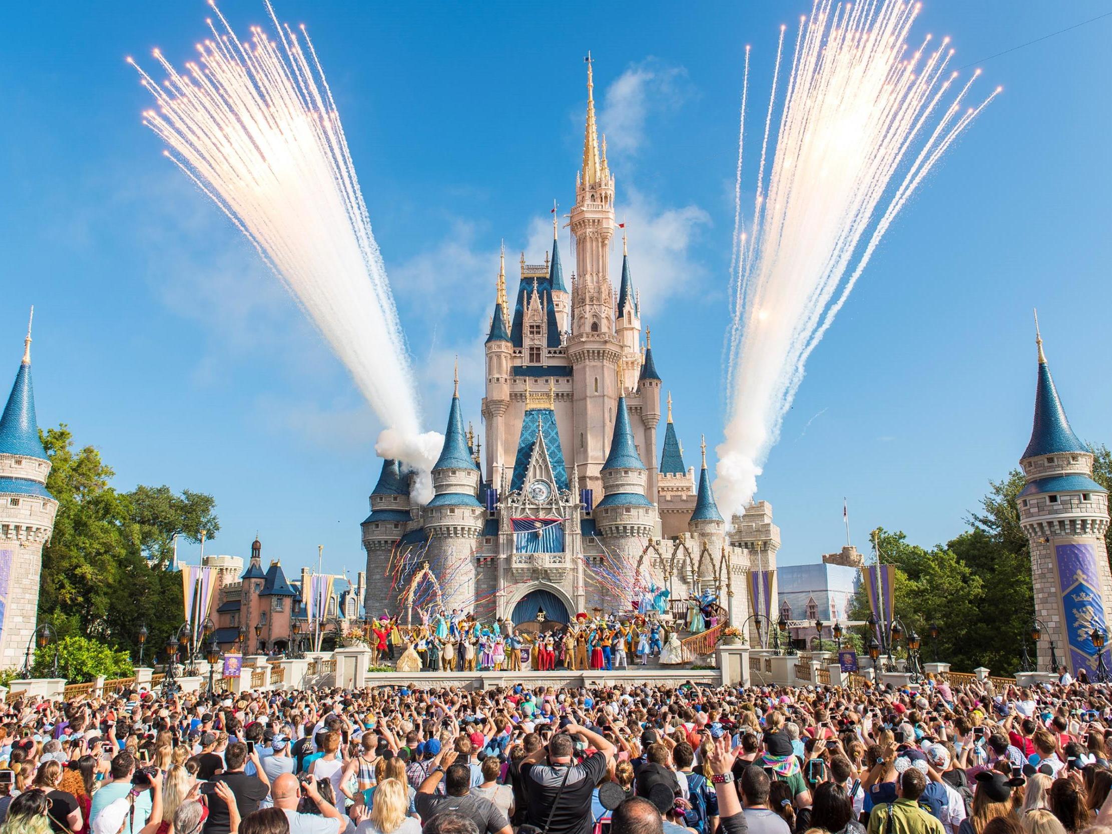 Walt Disney World Resort celebrates its 45th anniversary in 2016