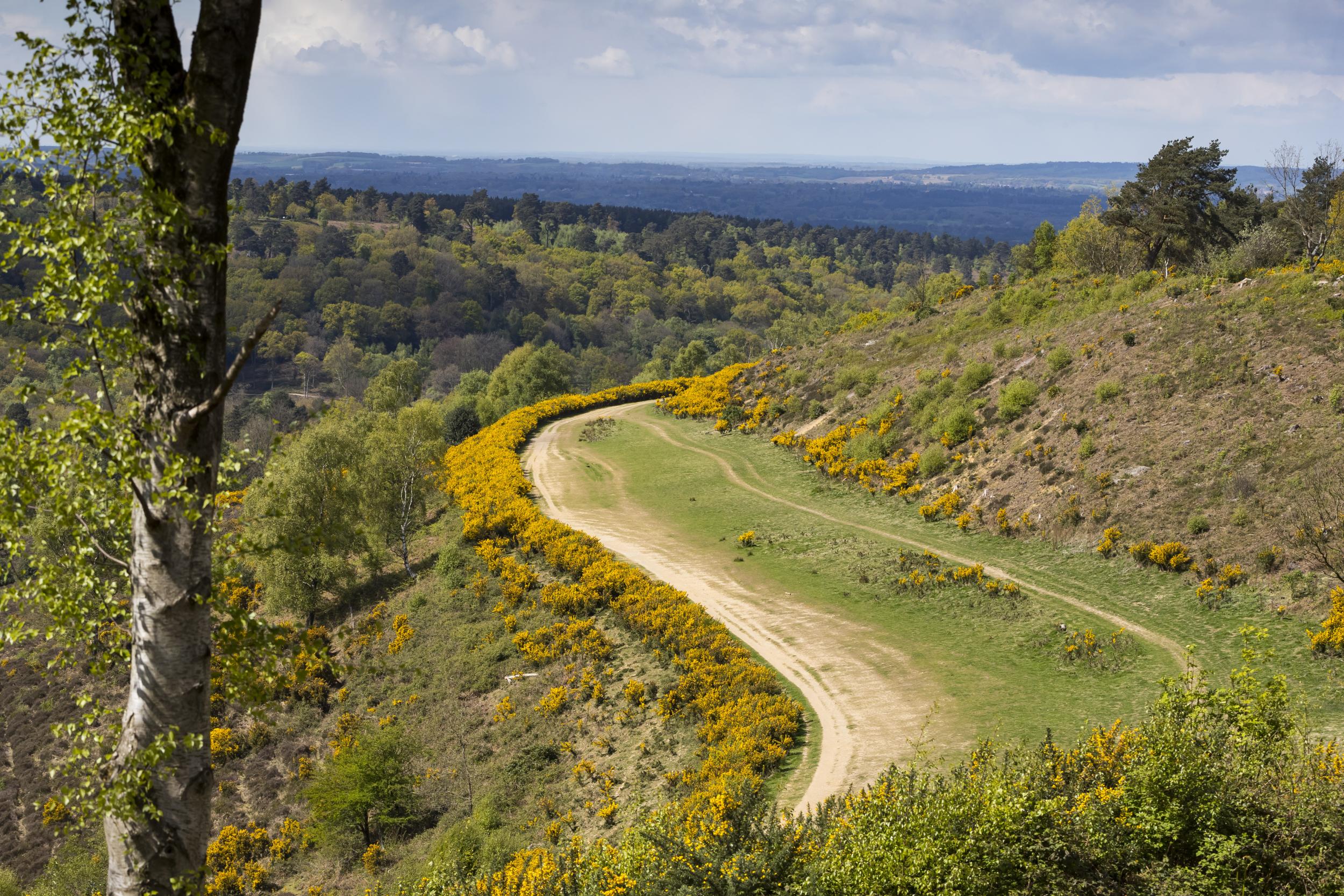 Take stroll to the Devil's Punch Bowl