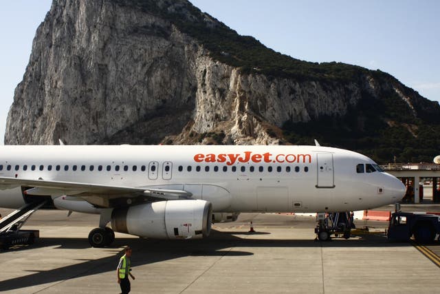Rock steady: an easyJet Airbus A320 at Gibraltar airprot