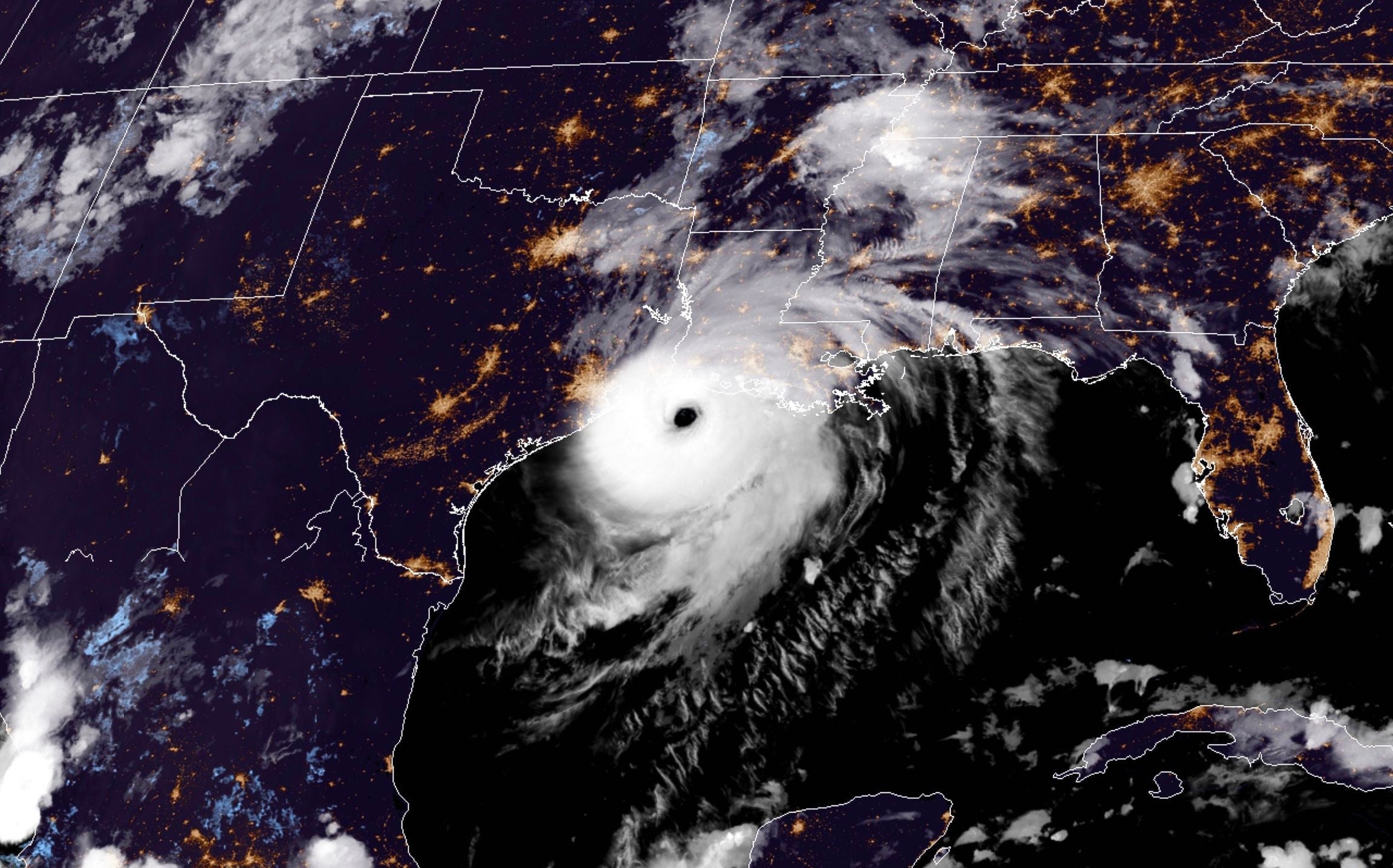 Satellite image shows Hurricane Laura reaching the coasts of Louisana and Texas on August 26, 2020