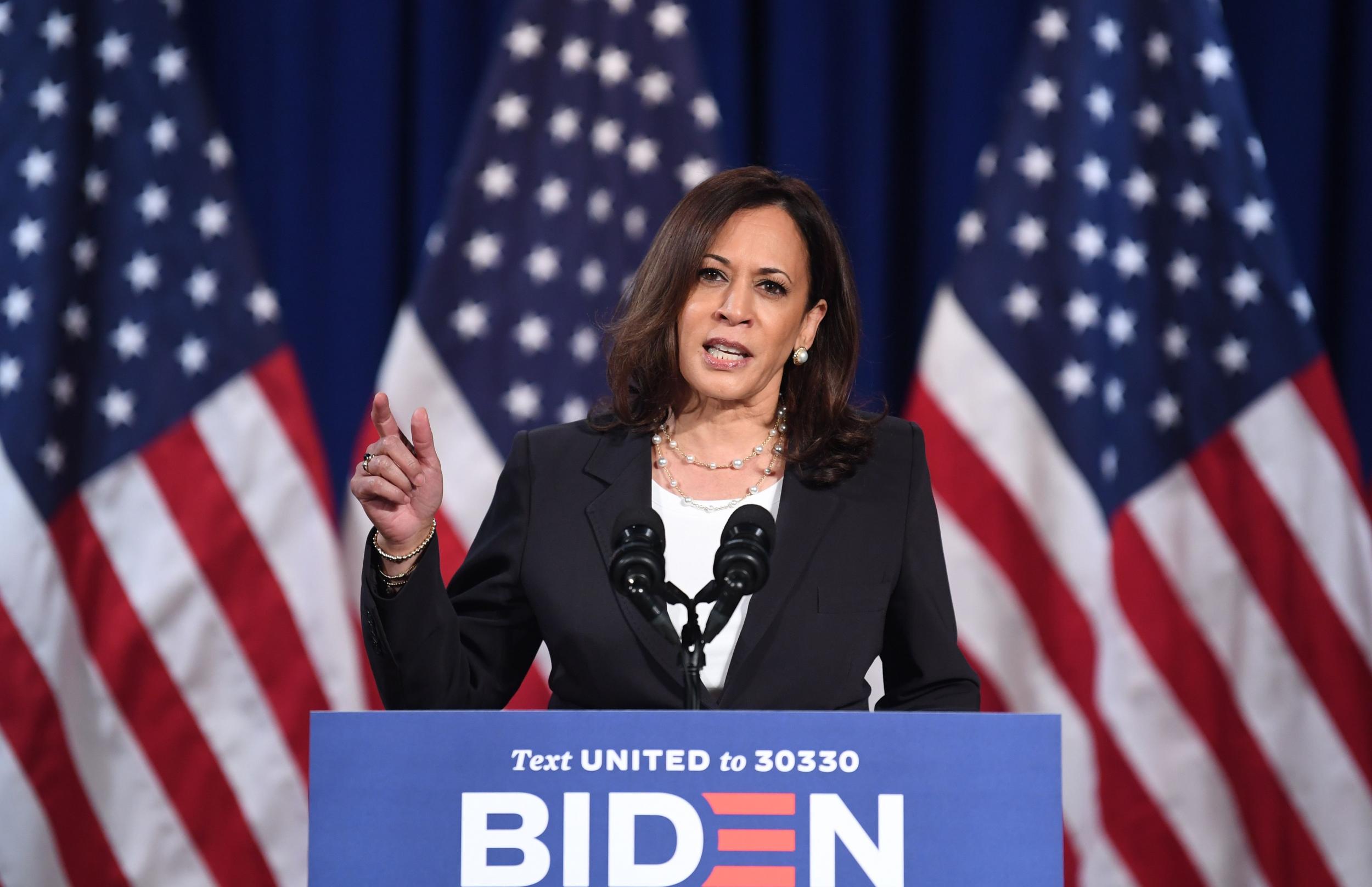 i-support-them-kamala-harris-says-it-is-no-wonder-people-taking-to