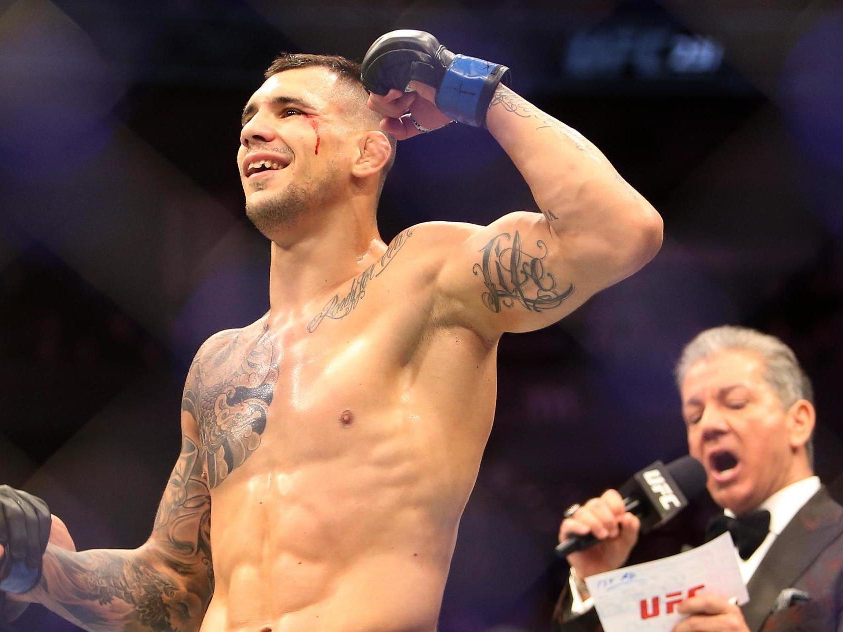 Johnny Walker Responds To Bizarre Mid-Fight Claims Of Attacking Anthony  Smith's Family - MMA News | UFC News, Results & Interviews