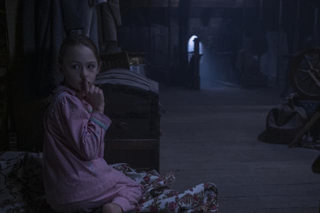 Flora Wingrave (Amelie Smith) has a message for 'The Haunting of Hill House' fans