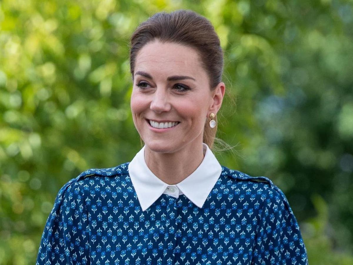 Hold Still Kate Middleton Shares Preview Of Lockdown Photo Project