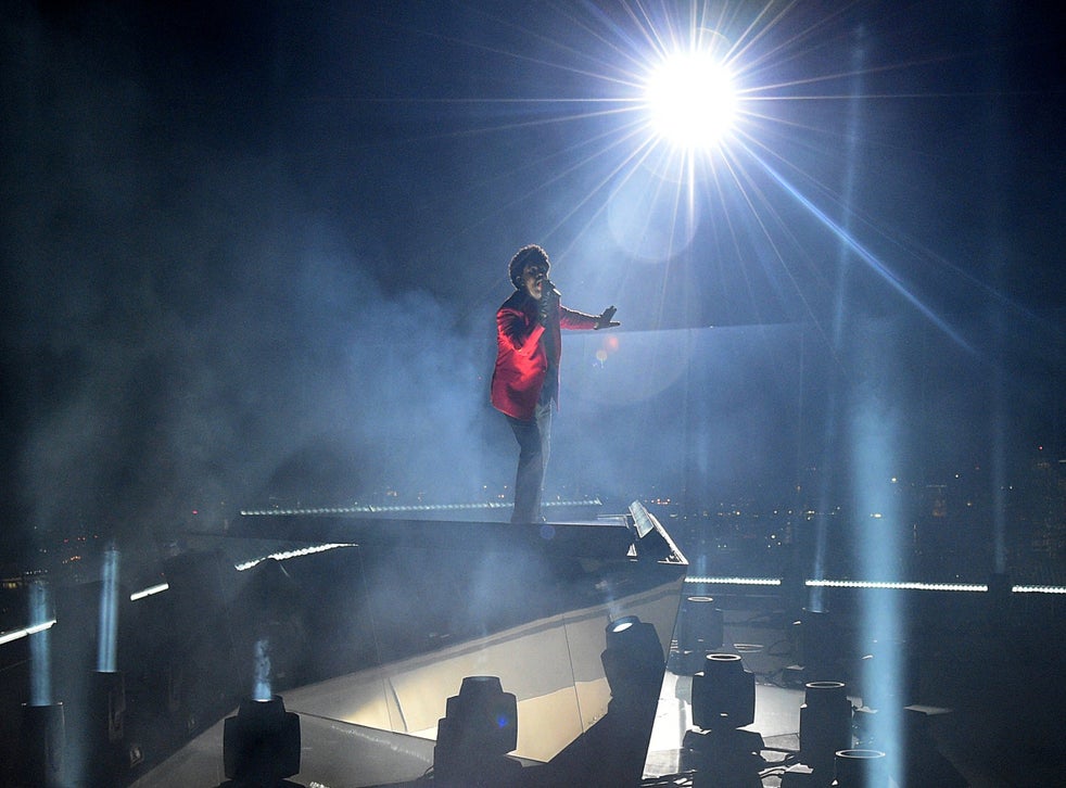 Why Did The Weeknd Have A Bloody Face At The Vmas The Independent The Independent