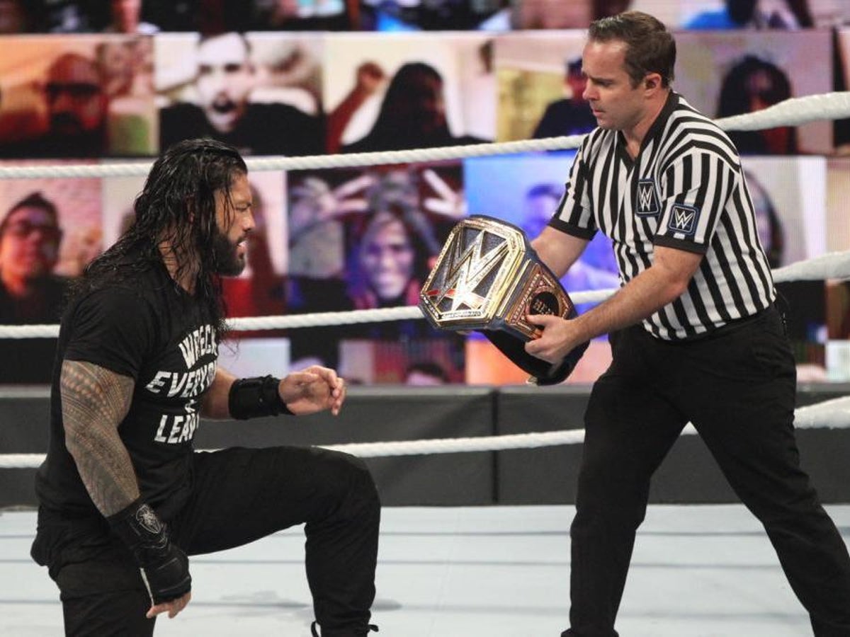Derfra Downtown pas Roman Reigns caps stunning return by winning Universal Championship at WWE  Payback | The Independent | The Independent