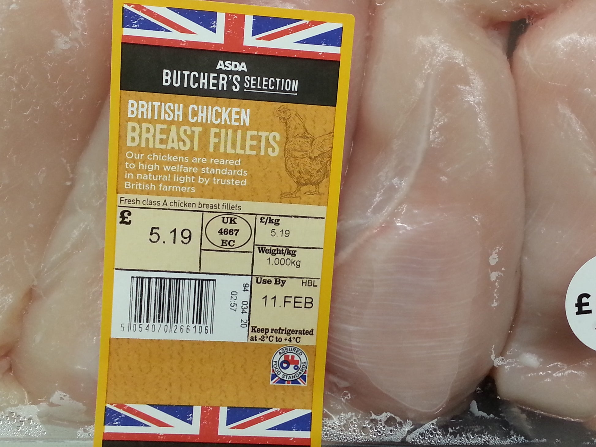 The white striping - a sign of disease - is clearly seen on Asda chicken fillets