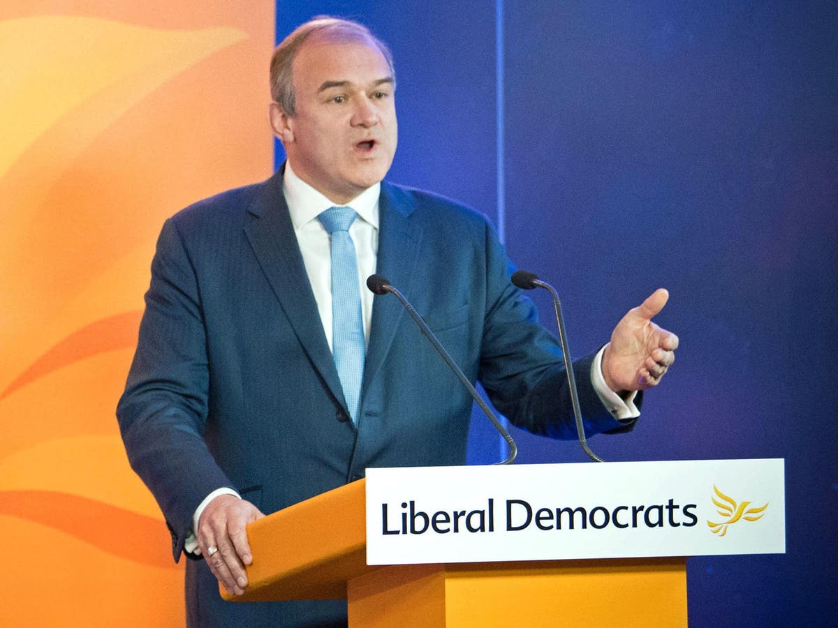 Ed Davey is needlessly giving up bargaining power for the Lib Dems years before an election