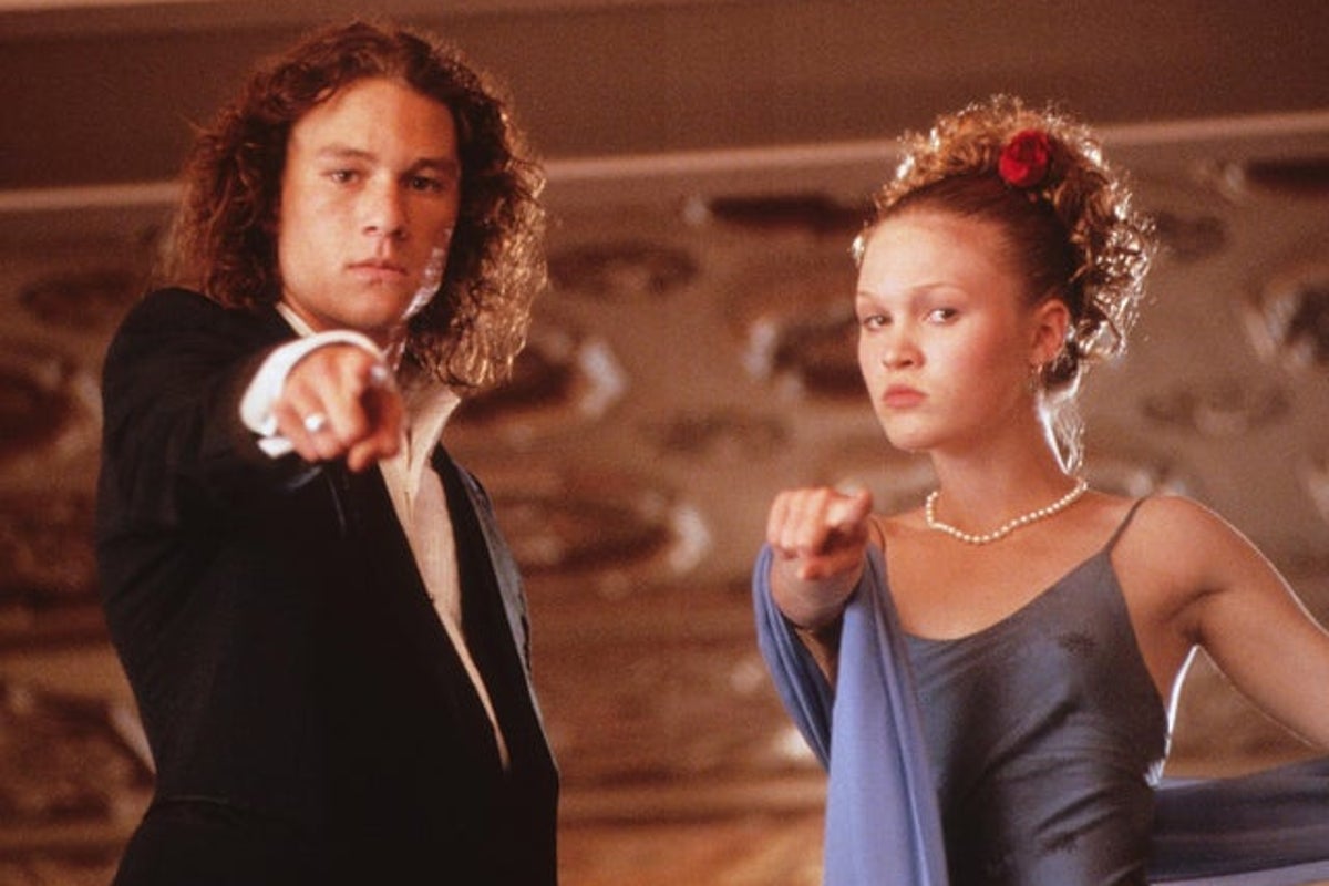 https://static.independent.co.uk/s3fs-public/thumbnails/image/2020/10/14/13/julia-stiles-heath-ledger.jpg?width=1200&height=800&crop=1200:800
