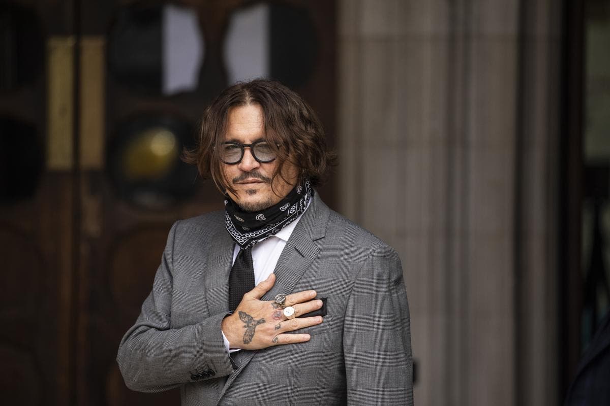 Johnny Depp Director Accuses Studio Of Burying Movie Because Of Actor S Personal Life The Independent