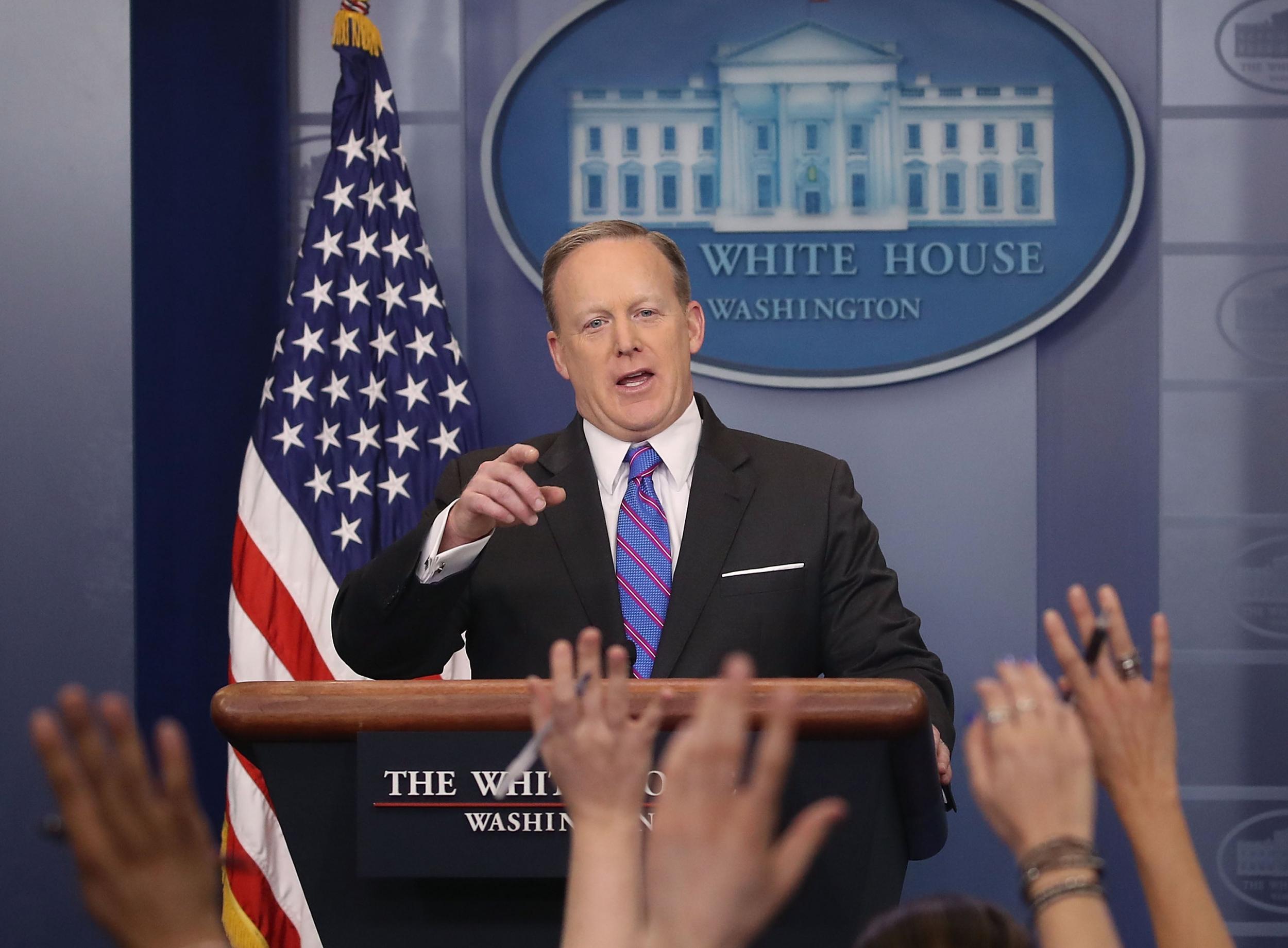 Sean Spicer warned America to ‘buckle up’