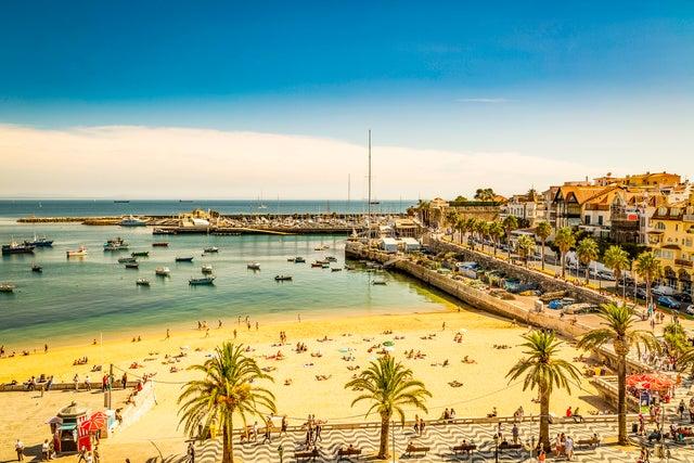 <p>The beach in Cascais, just west of Lisbon</p>