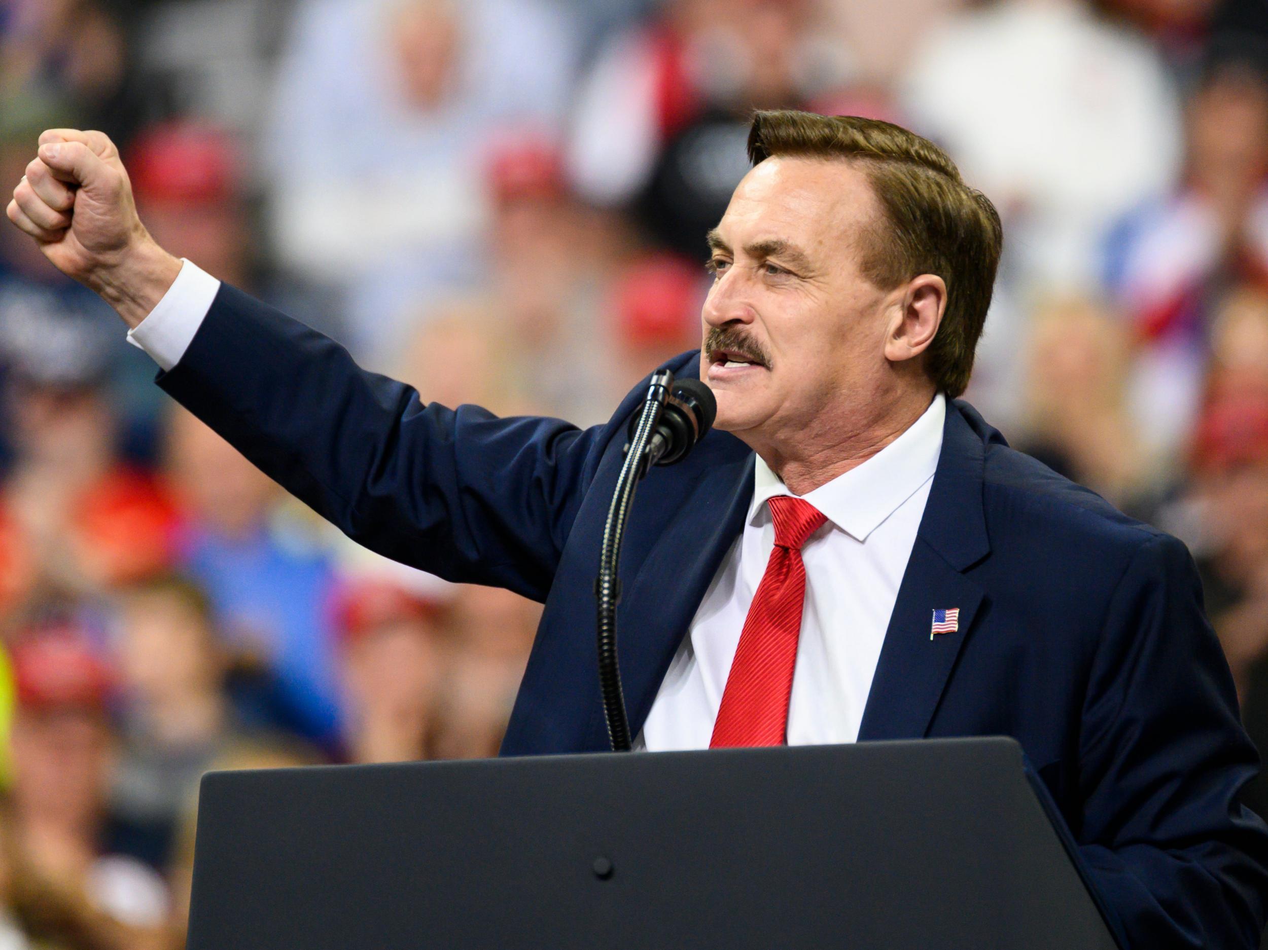 My Pillow CEO Mike Lindell delays start of ‘cyber symposium’ claiming he has been hacked