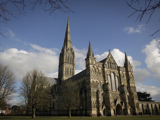 <p>The rare 13th-century Bible would be returned to Salisbury Cathedral</p>