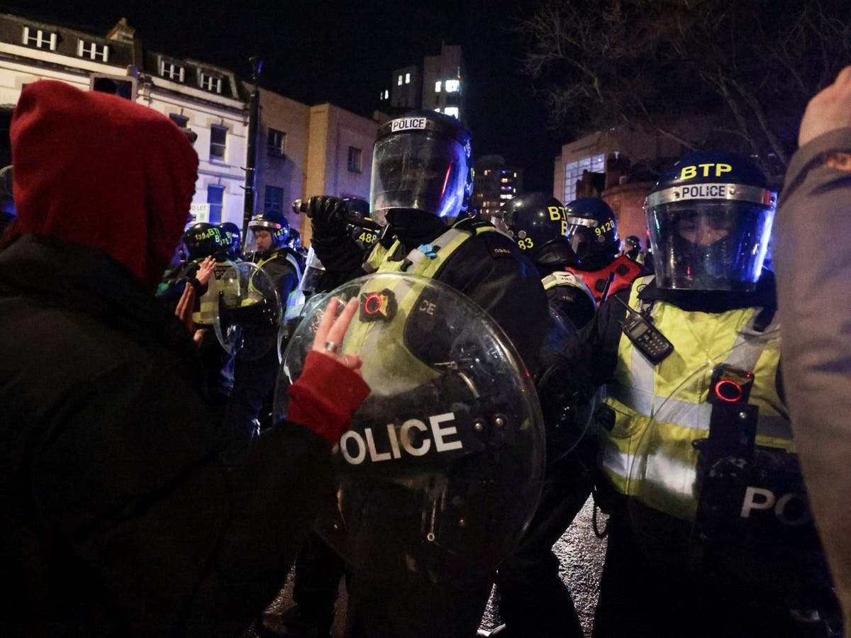 Policing Bill: MPs vote for &lsquo;draconian&rsquo; protest laws despite mounting opposition