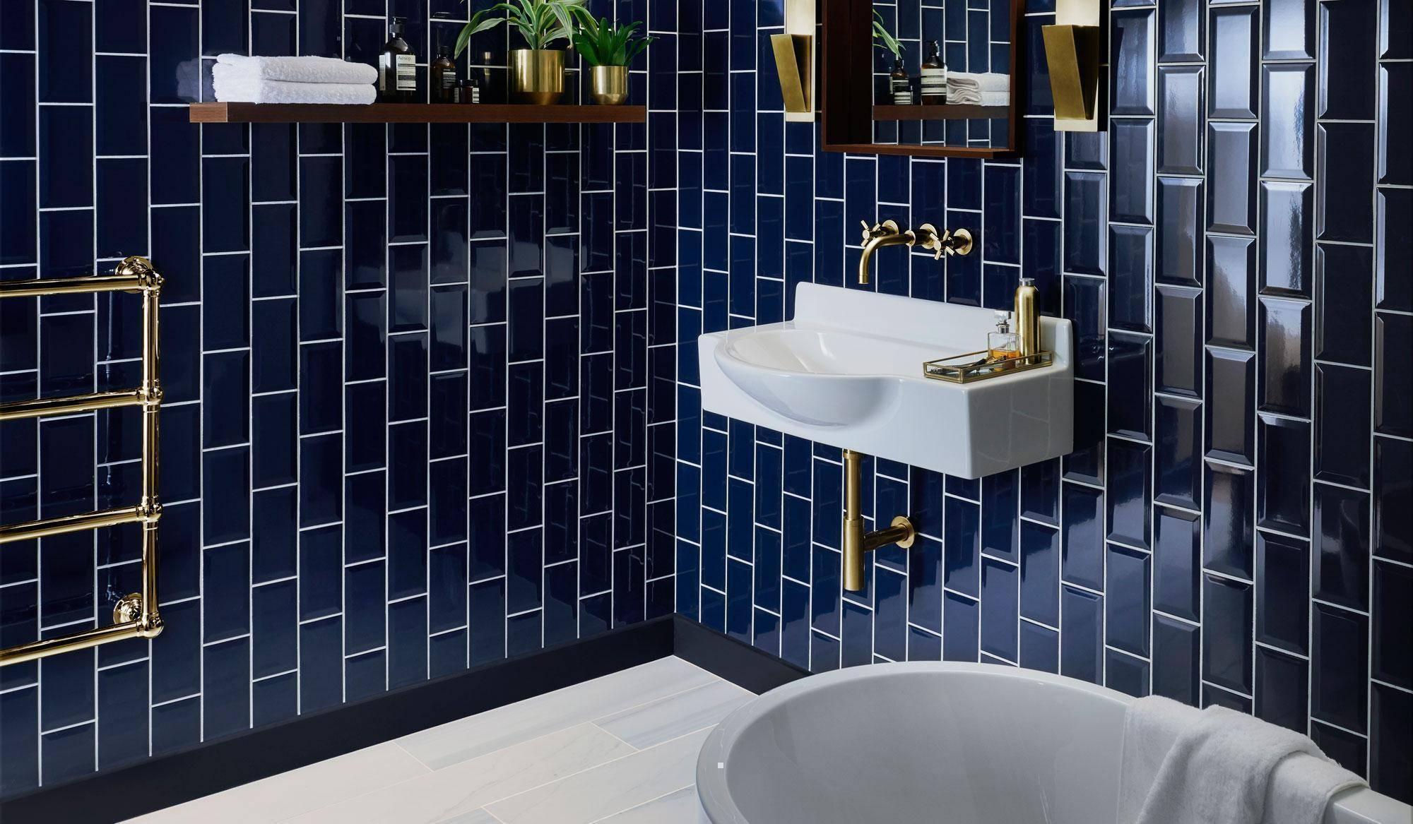 <b> Deep blue tiles £29.50 a box</b>
<br>Inspired by the London Underground, these deep blue ceramic tiles are great for creating a classic look with a contemporary twist.  
<br>
<br><a target="_blank" href="http://www.toppstiles.co.uk/tprod47495/metro-deep-blue-tile.html" rel="nofollow"> Buy it here</a>