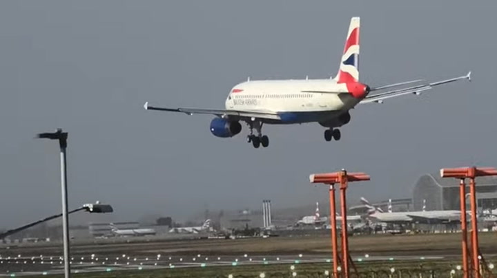Watch live as planes try to land at Heathrow as Storm Eunice chaos hits UK