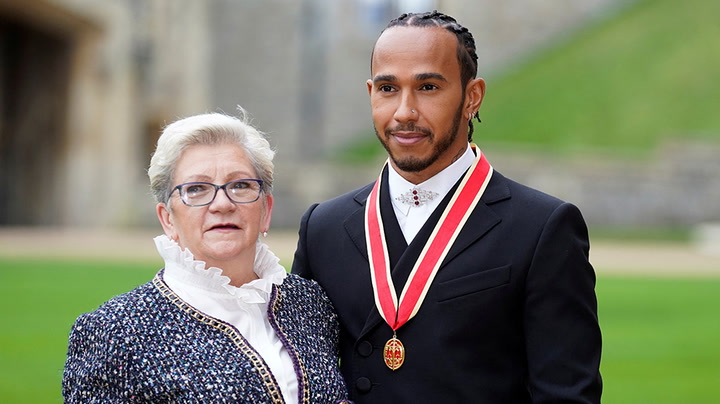 Lewis Hamilton changing name to include mother Carmen’s surname