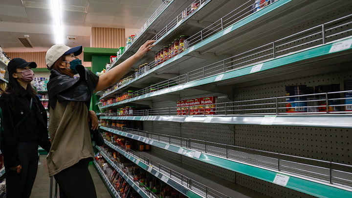 Beijing Covid: Residents panic buy and stockpile food amid fears of lockdown