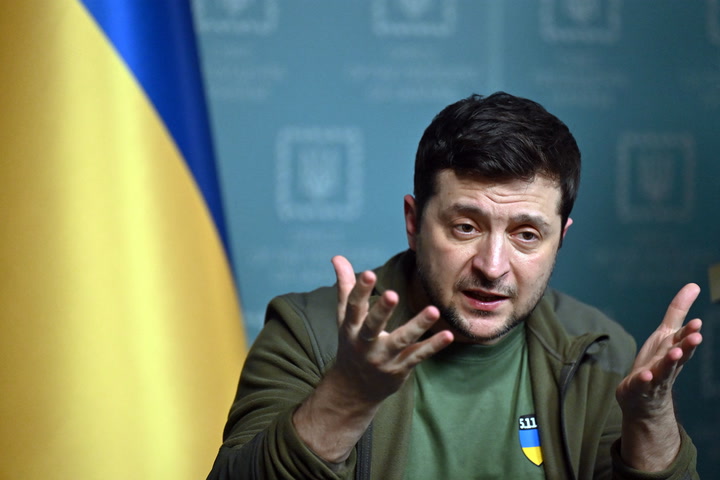 'Russian invaders cannot conquer us': Zelensky praises Ukrainians for their 'strength'