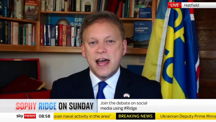 Grant Shapps attacks new onshore wind turbines as ‘eyesore on the hills’